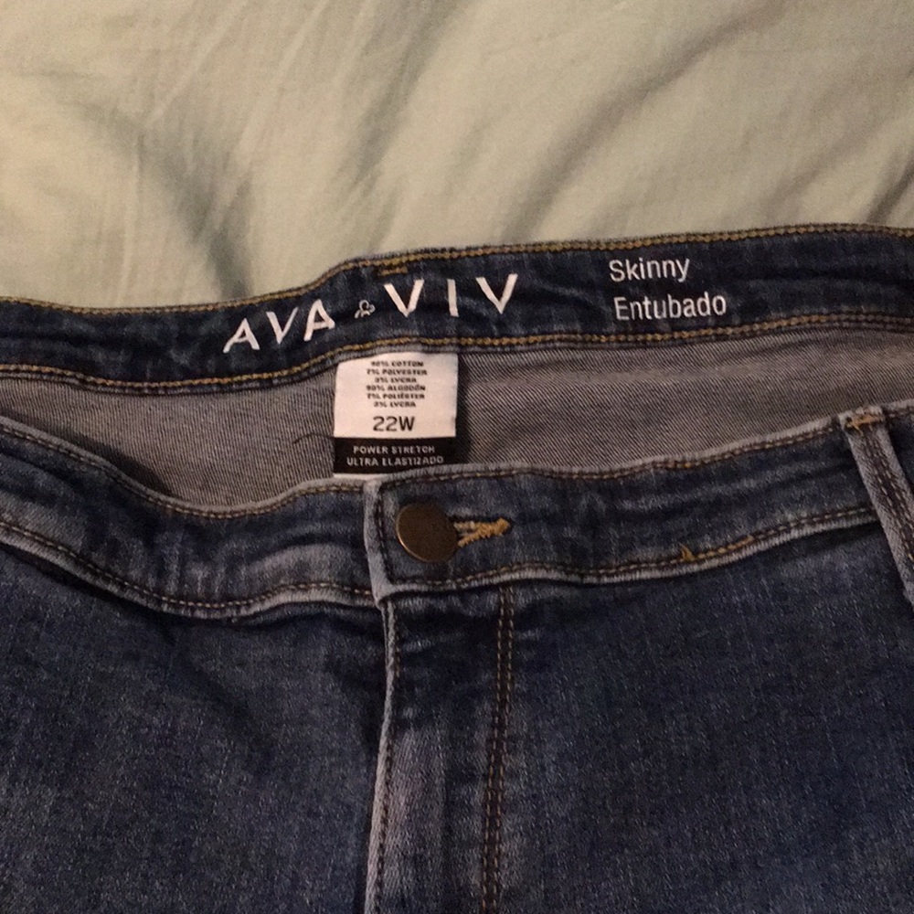 Ava & Viv plus size 22 skinny jean.